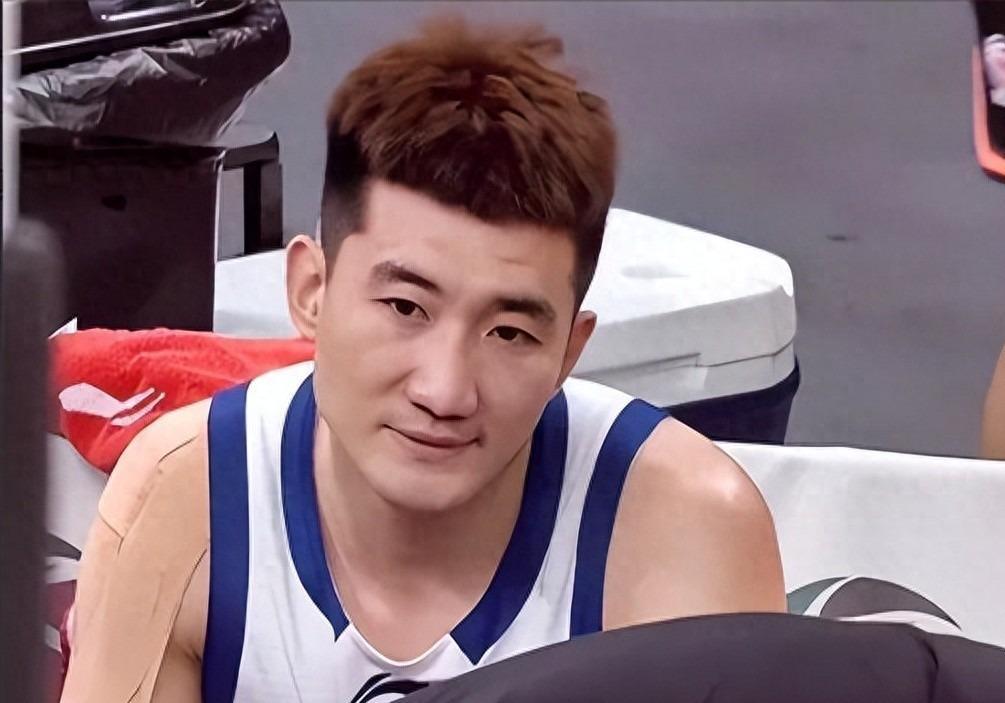 开云-上海男篮110-77广厦后，不得不承认3个事实，王博没了叫板的底气